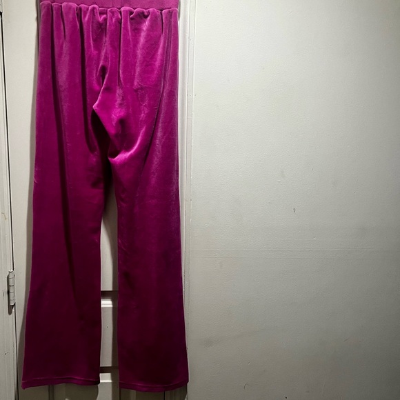 Kardashian Kollection Velvet Fuchsia pants with sequins - Picture 5 of 16
